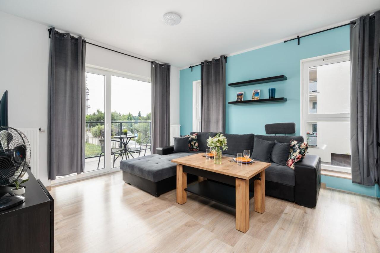 Modern Apartment With Balcony & Free Garage Poznan By Noclegi Renters Exterior photo